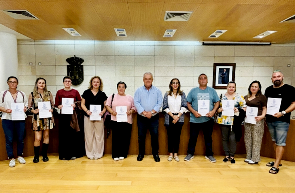 Educacin colabora con 13.000 euros con las AMPAS de los 11 colegios y 2 institutos de Totana