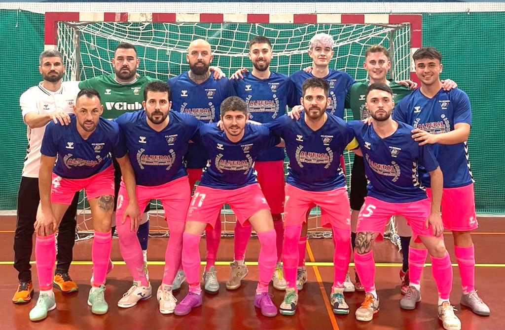 El equipo senior del Capuchinos Totana mantiene la categora de 3 Divisin un ao ms