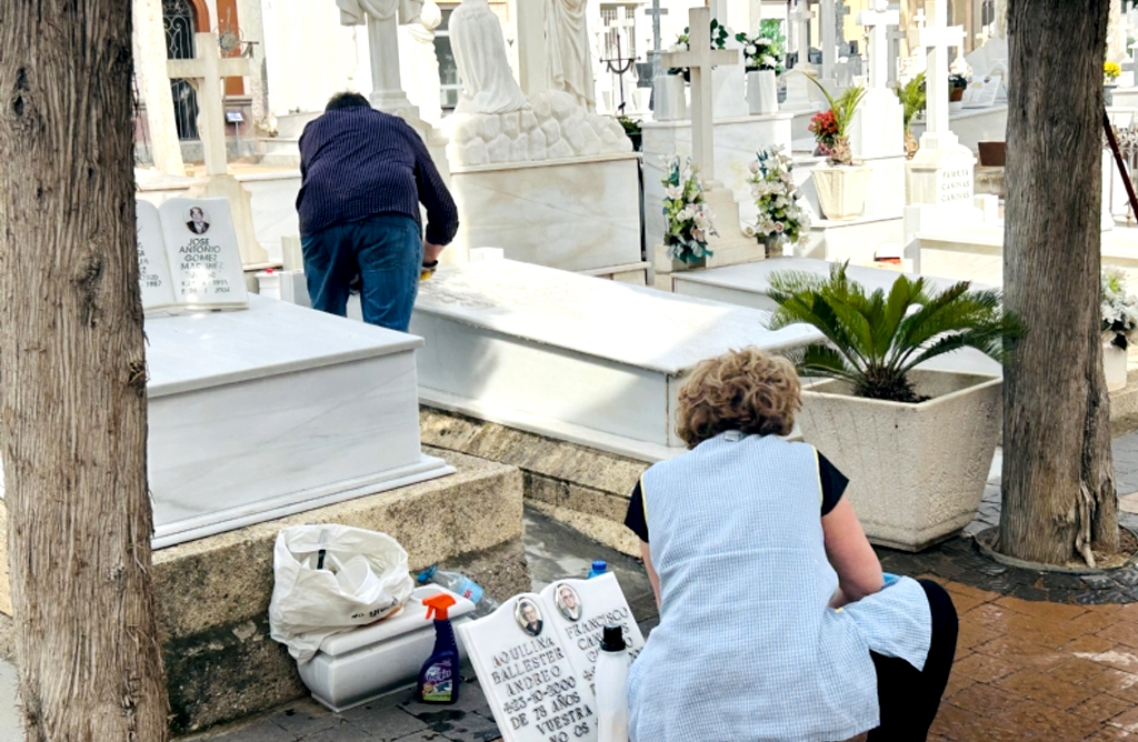 La misa del Da de nimas se celebra este domingo en el aparcamiento prximo al camposanto