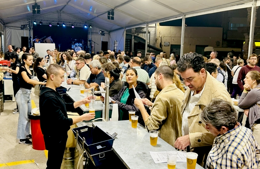 La Asociación de Hosteleros de Totana recibirá 10.000 euros para dinamizar las fiestas de Santa Eulalia 2025