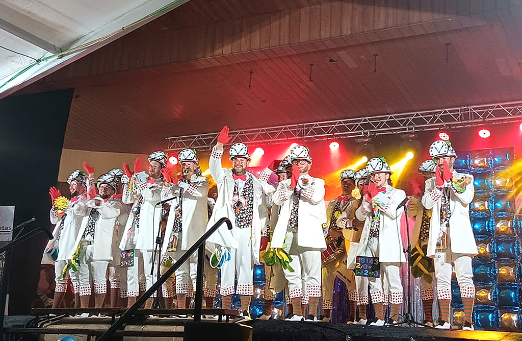 La Chirigota del Jallullo se hace con el segundo premio en el Concurso Nacional de Chirigotas de Torrevieja