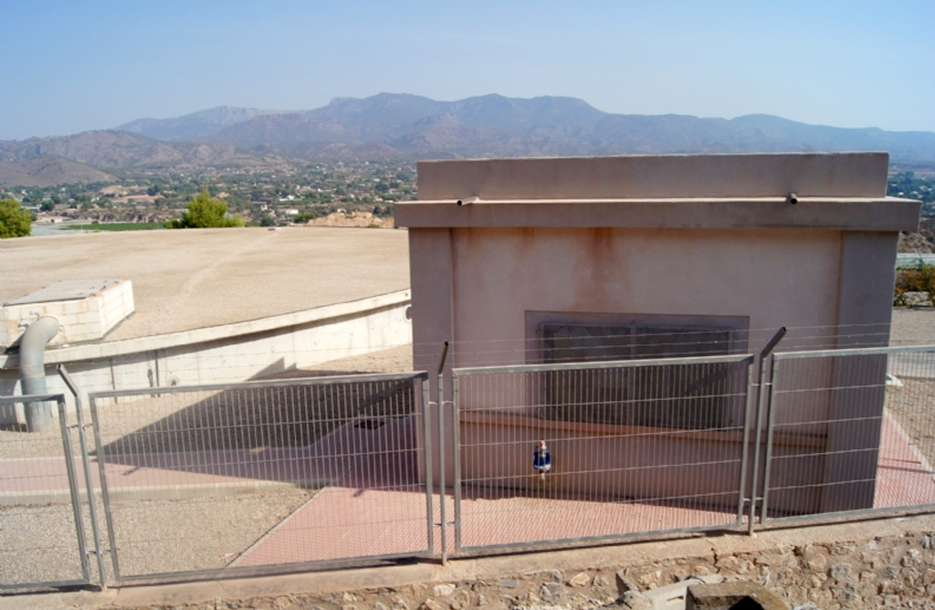 El servicio de agua potable de algunas zonas del casco urbano puede quedarse sin presin durante unas 24 horas 
